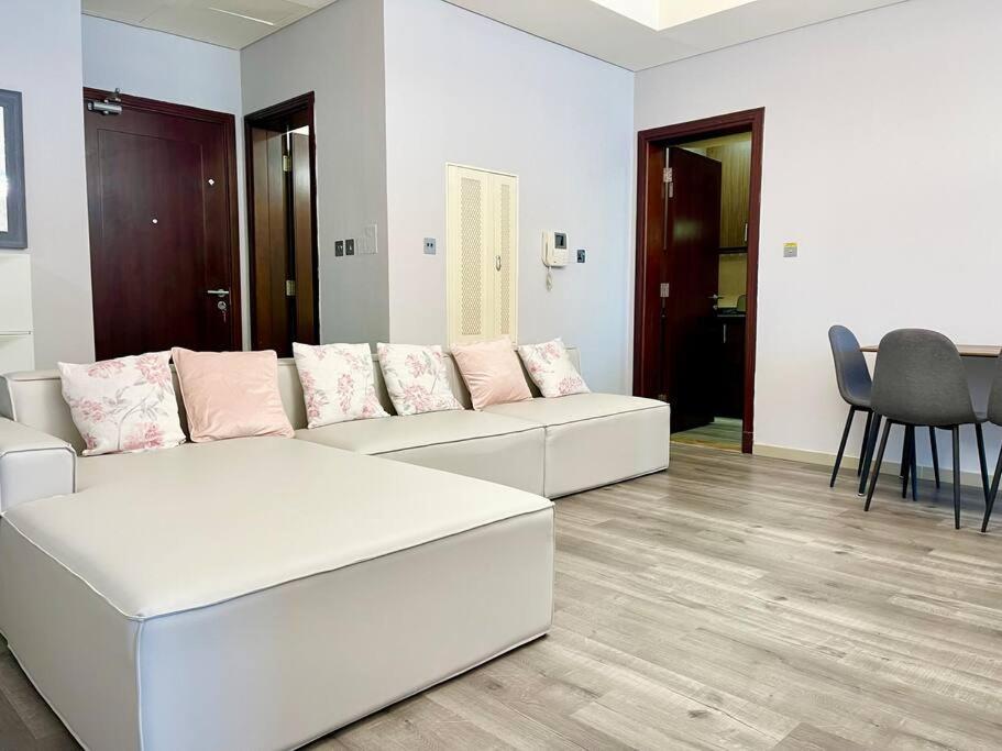 Cozy Upgraded Residential Flat With Sea, Mangrove, Pool View - 1203 Not Hotel أبو ظبي المظهر الخارجي الصورة